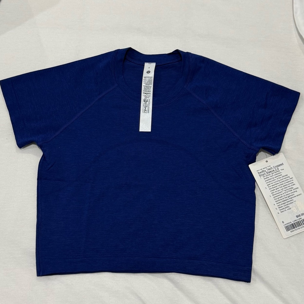 NWT Lululemon Swiftly Tech Short sleeve 2.0 Cropped